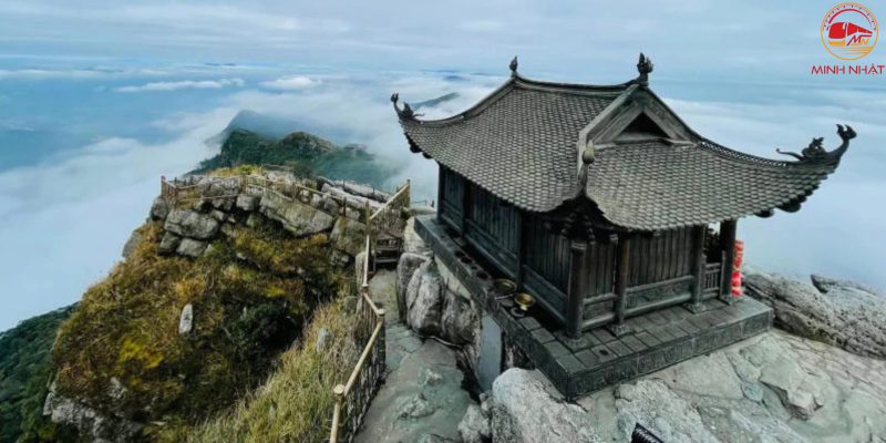 Chùa Đồng – điểm đến linh thiêng trên đỉnh Yên Tử, thu hút du khách thập phương